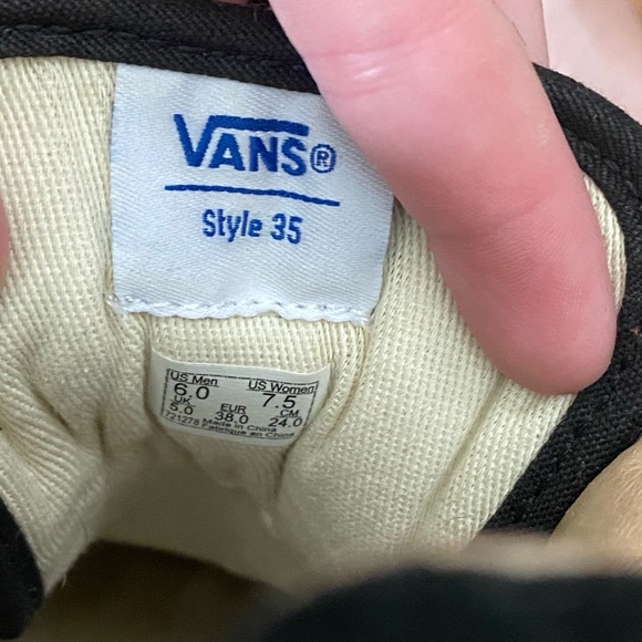 Anaheim Factory OG Suede chukka with rubber sole size US7.5 women’s - Picture 3 of 4